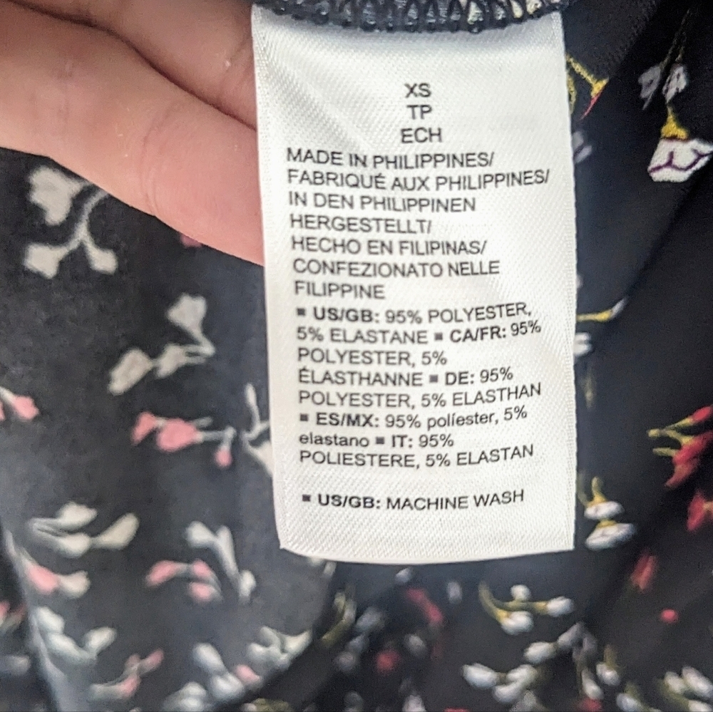 Lark & Ro XS Floral Wrap Dress - Picture 3 of 6